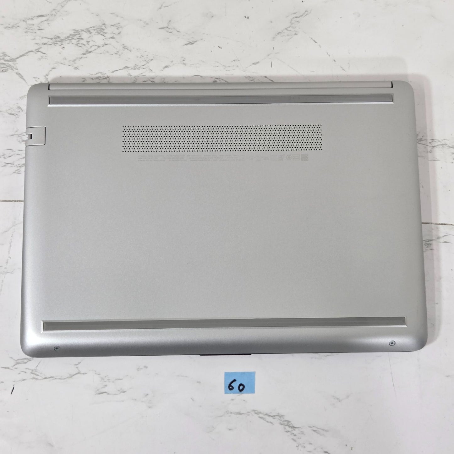 【美品】【1週間保証】HP Laptop 14-dk / AMD Ryzen 3 3200U / メモリ8GB / SSD256GB / Radeon Vega Graphics / 14インチFHD