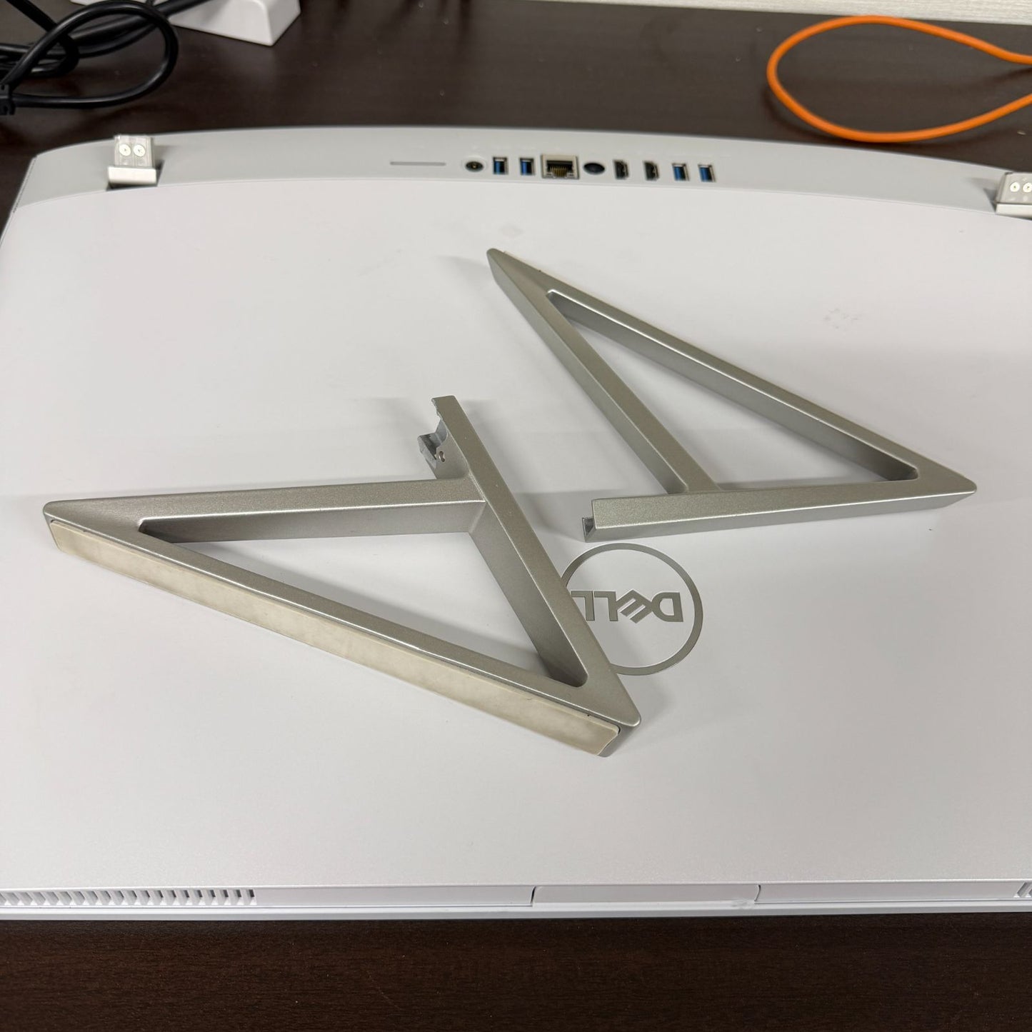 【スタンド破損】Dell Inspiron 27 7730 All-in-One / Core 7 150U / RAM 16GB / SSD 1TB / 27インチ
