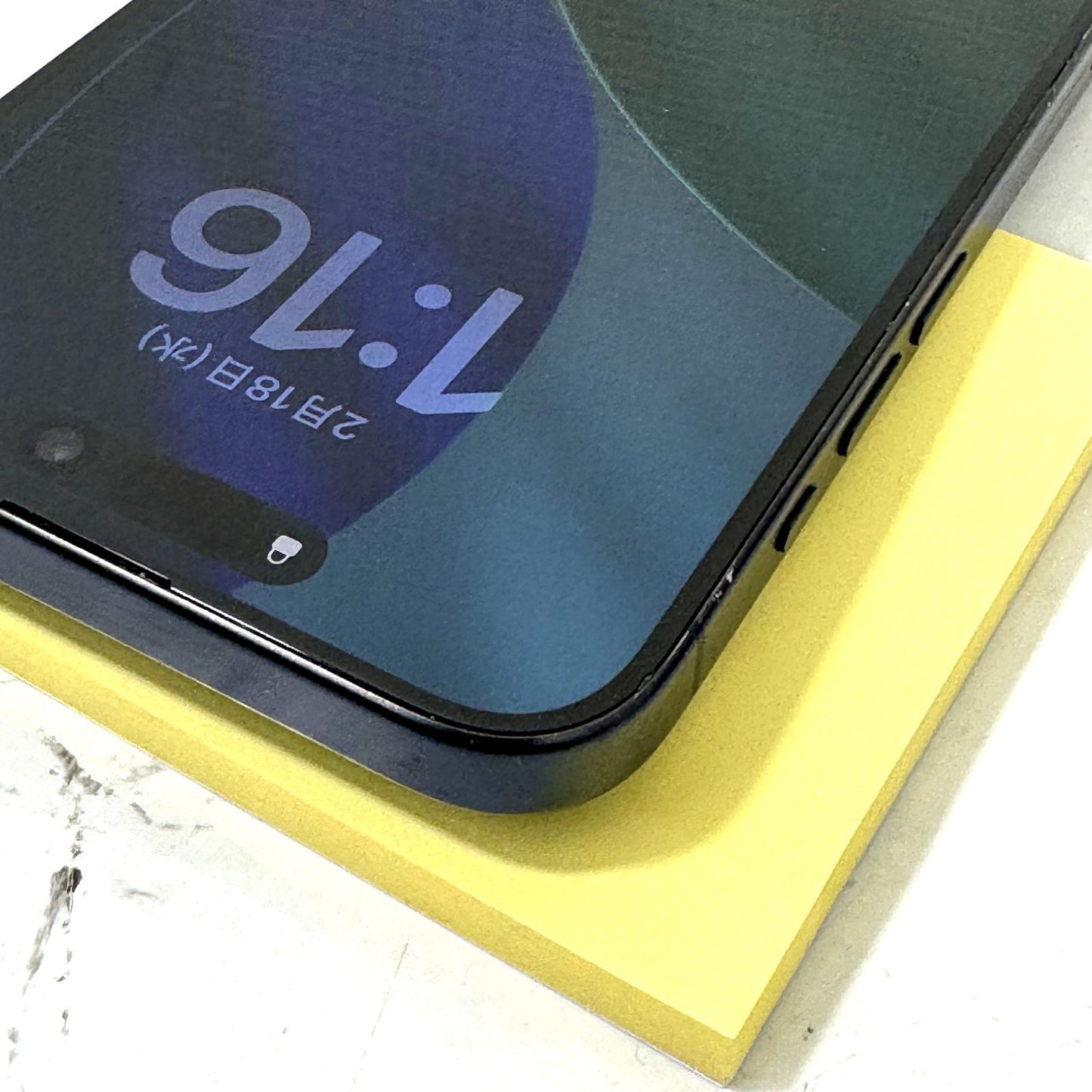 【傷あり】【1週間保証】iPhone 15 Pro Max 512GB SIMフリー(SIMロックなし) 最大容量89% 充放電375回 MU6X3J/A