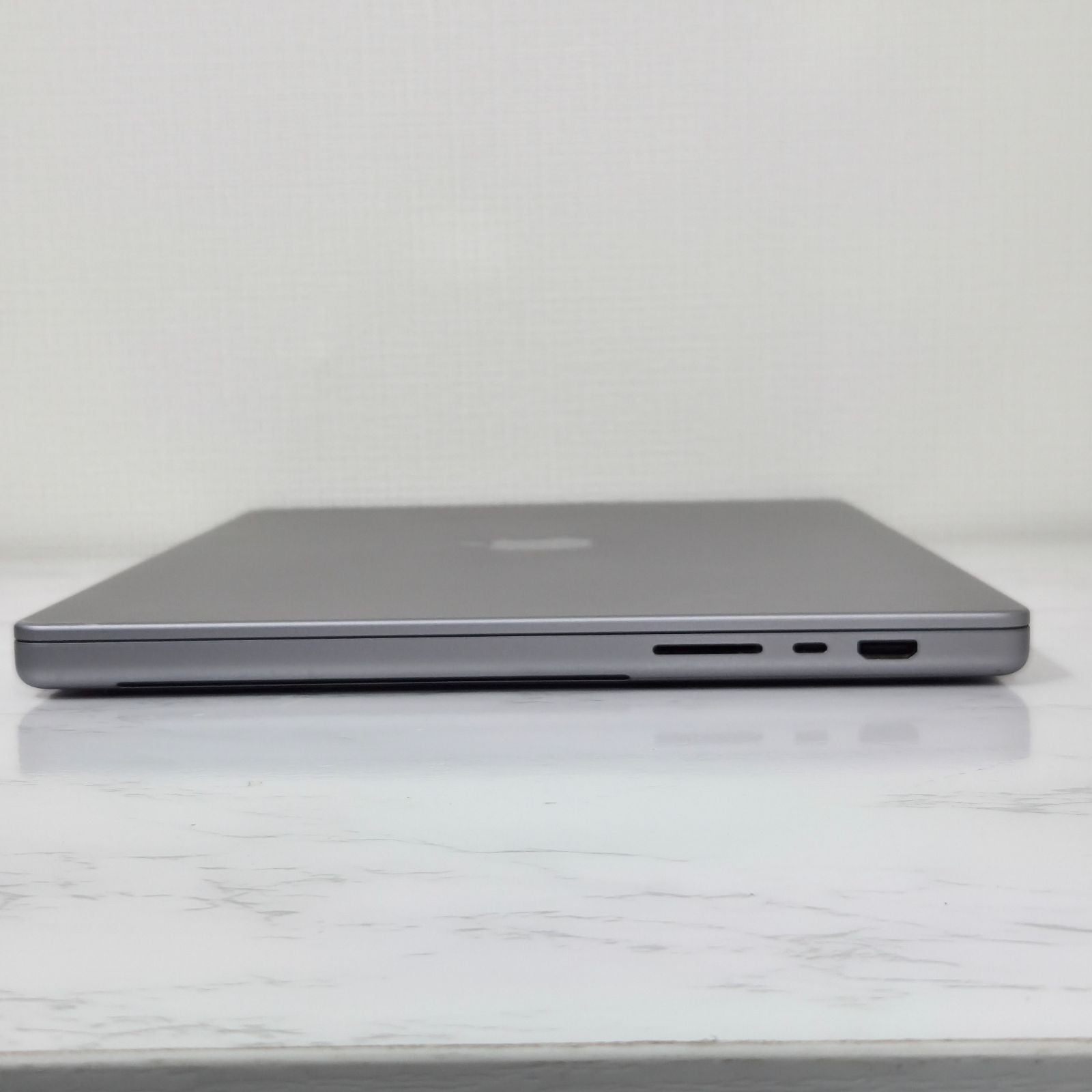 【良品】【1週間保証】Apple MacBook Pro 16 2021 / M1 Max / RAM 32GB / SSD 1TB / GPU32コア / 充放電回数 : 298 ⑥