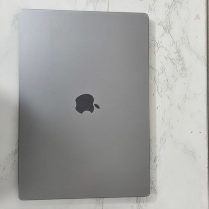 【良品】【1週間保証】Apple MacBook Pro 16 2021 / M1 Max / RAM 32GB / SSD 1TB / GPU32コア / 充放電回数 : 263 ⑦