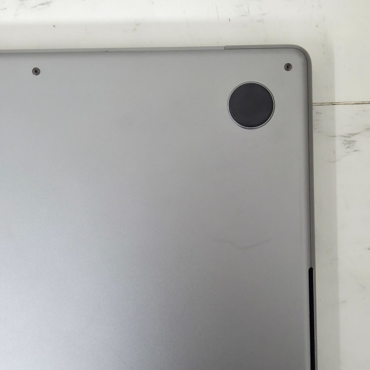 【良品】【1週間保証】Apple MacBook Pro 16 2021 / M1 Max / RAM 32GB / SSD 1TB / GPU32コア / 充放電回数 : 263 ⑦