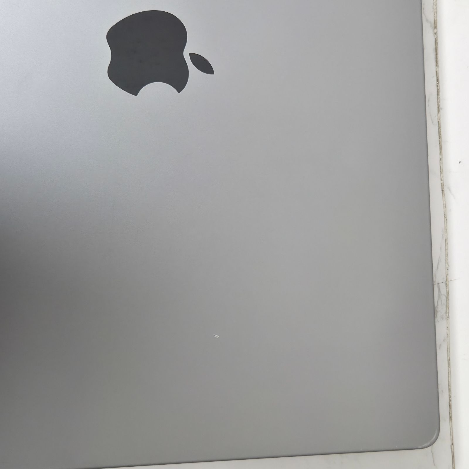 【良品】【1週間保証】Apple MacBook Pro 16 2021 / M1 Max / RAM 32GB / SSD 1TB / GPU32コア / 充放電回数 : 263 ⑦