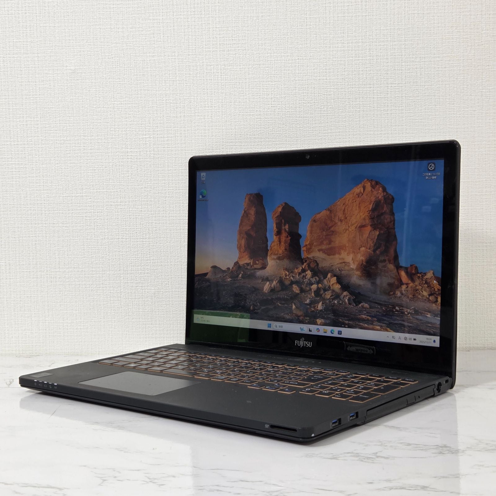 【訳アリ】富士通 FMVA77SB / Core i7-4712HQ / メモリ12GB / SSD256GB / Windows 11 / 高性能ノートPC（FMVA77SB）⑯