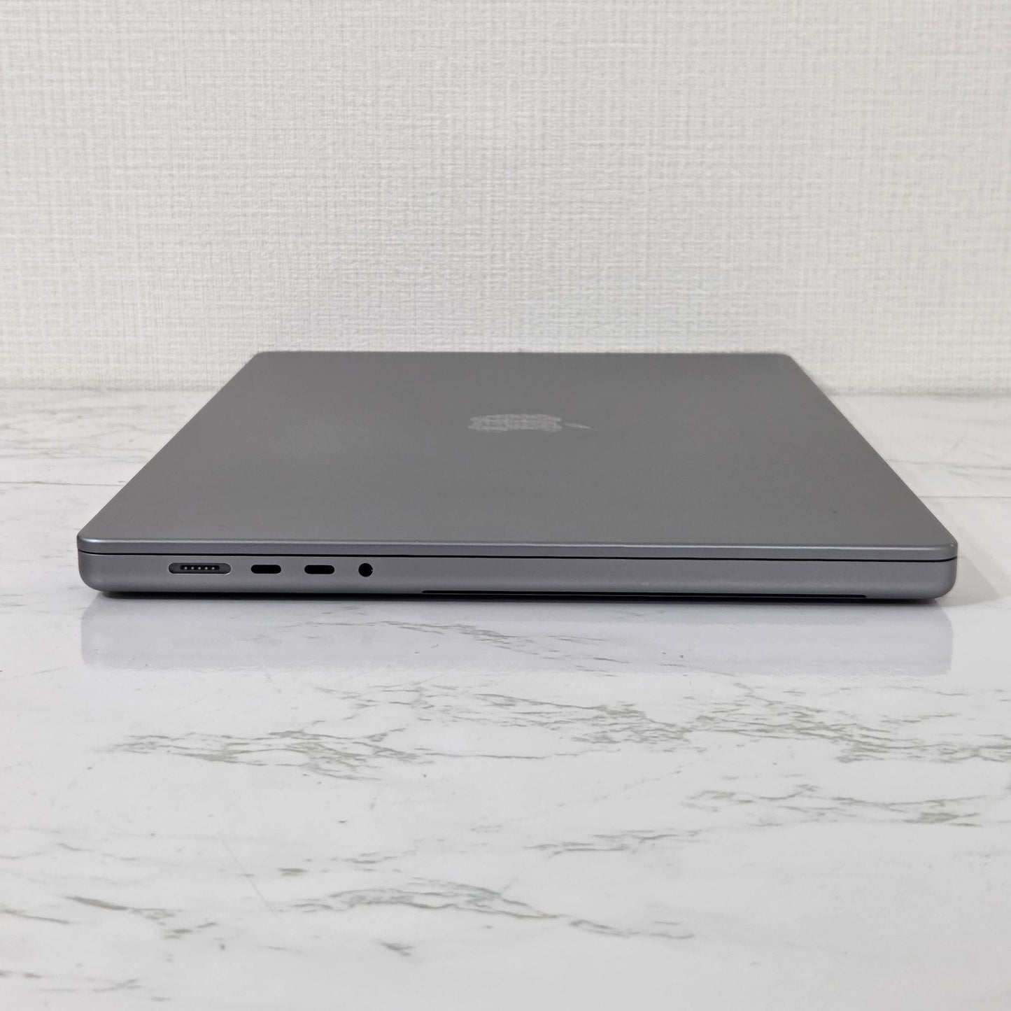 【良品】【1週間保証】Apple MacBook Pro 16 2021 / M1 Max / RAM 32GB / SSD 1TB / GPU32コア / 充放電回数 : 149 ⑬