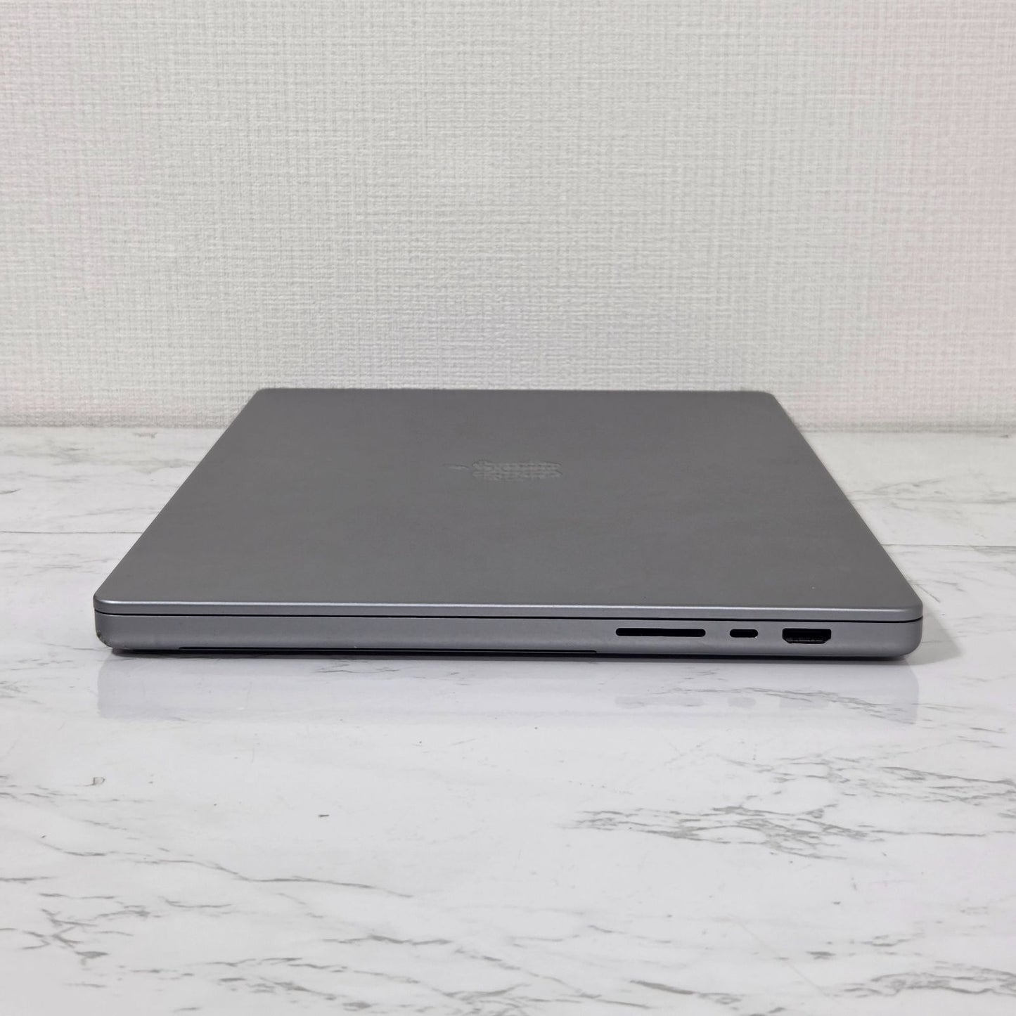 【1週間保証】Apple MacBook Pro 16 2021 / M1 Max / RAM 32GB / SSD 1TB / GPU32コア / 充放電回数 : 212 ⑱