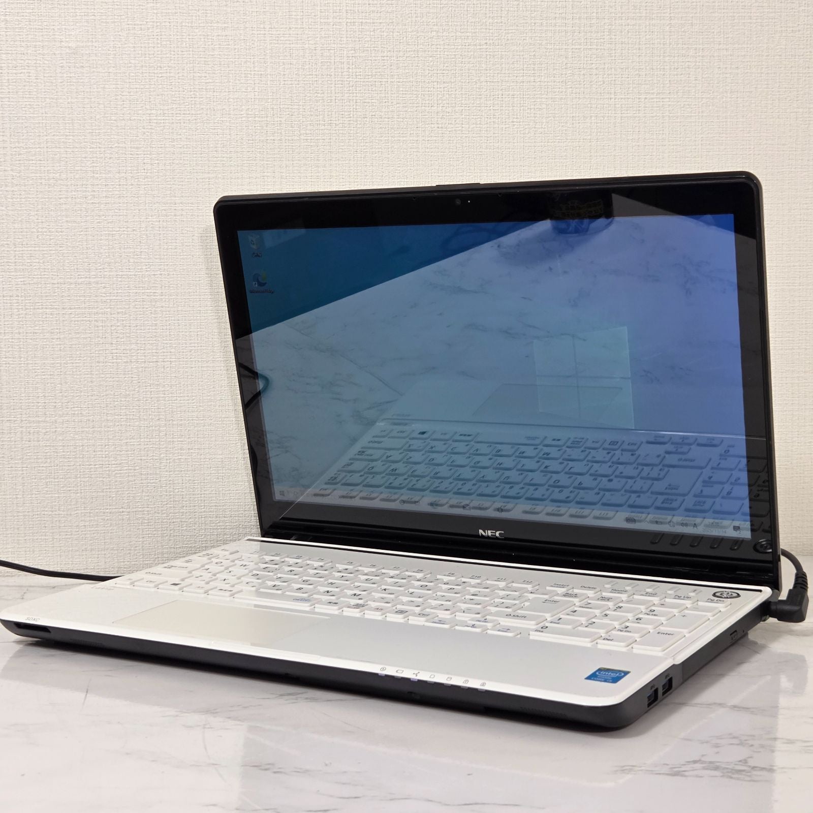 【良品】【１週間保証】NEC PC-LS550NSW / Core i5-4200M / メモリ8GB / SSD240GB / Windows 10