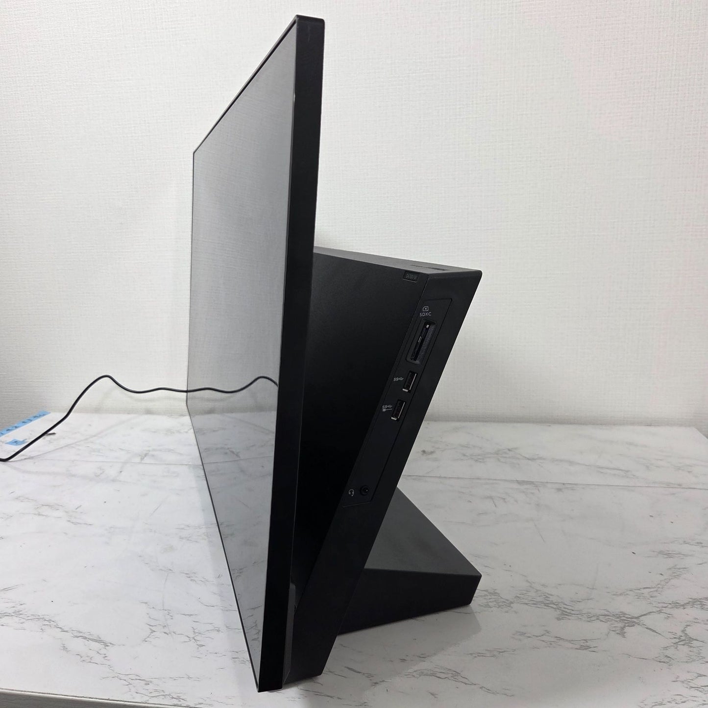 【良品】【1週間保証】一体型パソコン NEC LAVIE Desk All-in-One PC-DA700MAB-N / Core i7-8565U / メモリ8GB / SSD256GB / Windows 11