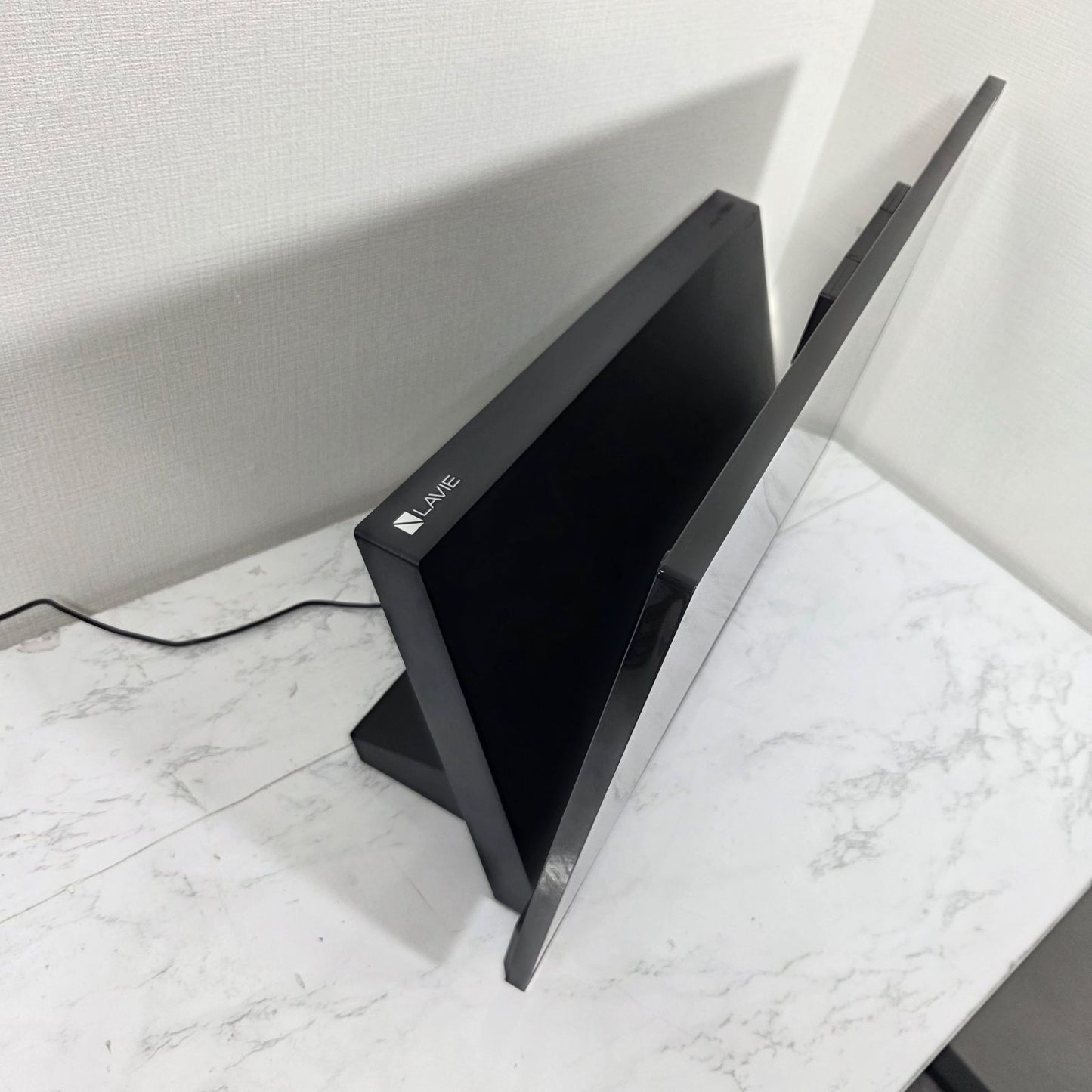 【良品】【1週間保証】一体型パソコン NEC LAVIE Desk All-in-One PC-DA700MAB-N / Core i7-8565U / メモリ8GB / SSD256GB / Windows 11