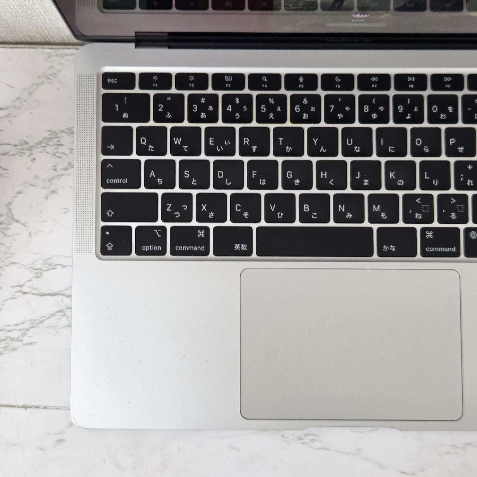 1週間保証】MacBook Air 13インチ 2020(M1) / 8GB / 256GB – TITAN Gaming