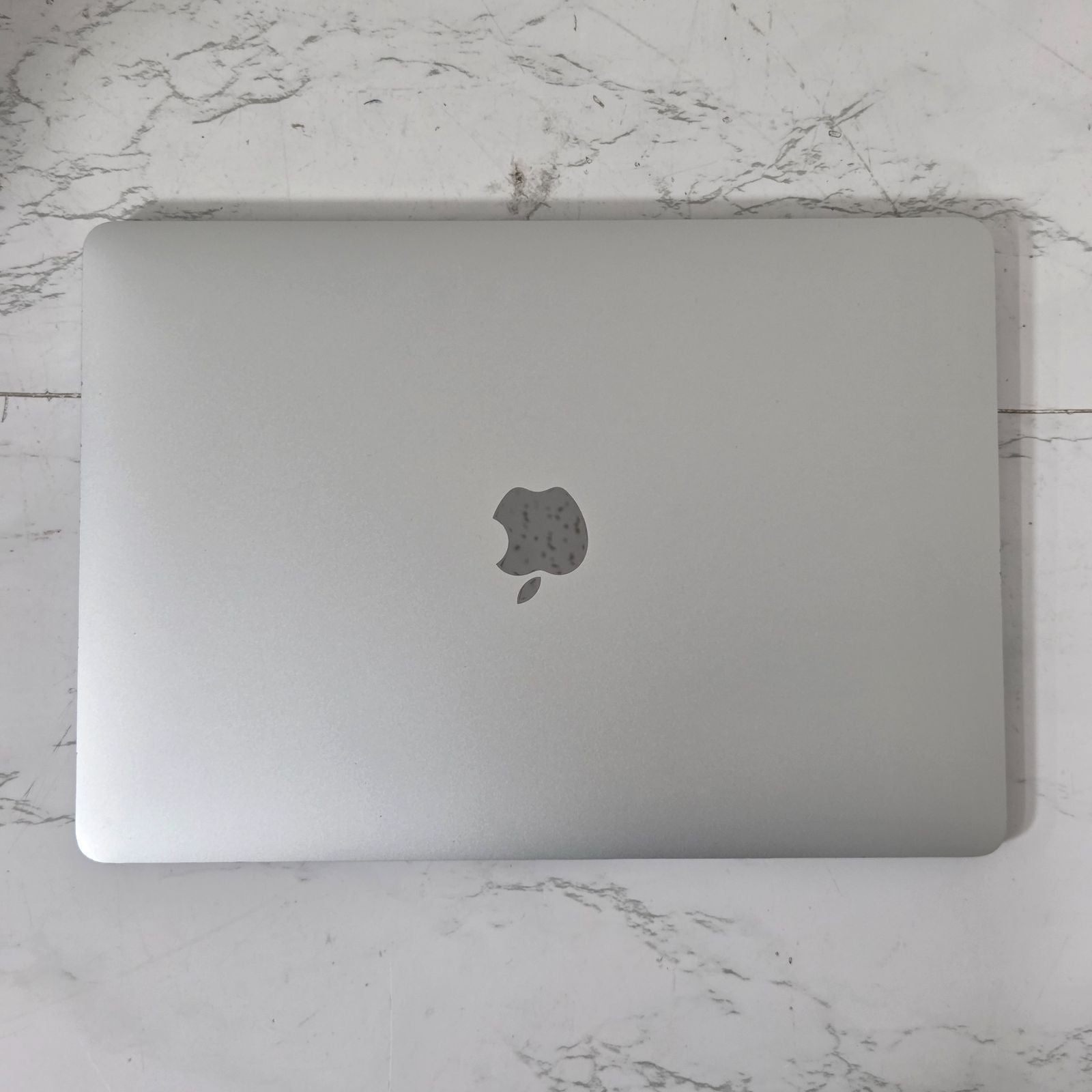 【１週間保証】MacBook Air 13インチ 2020(M1) / 8GB / 256GB