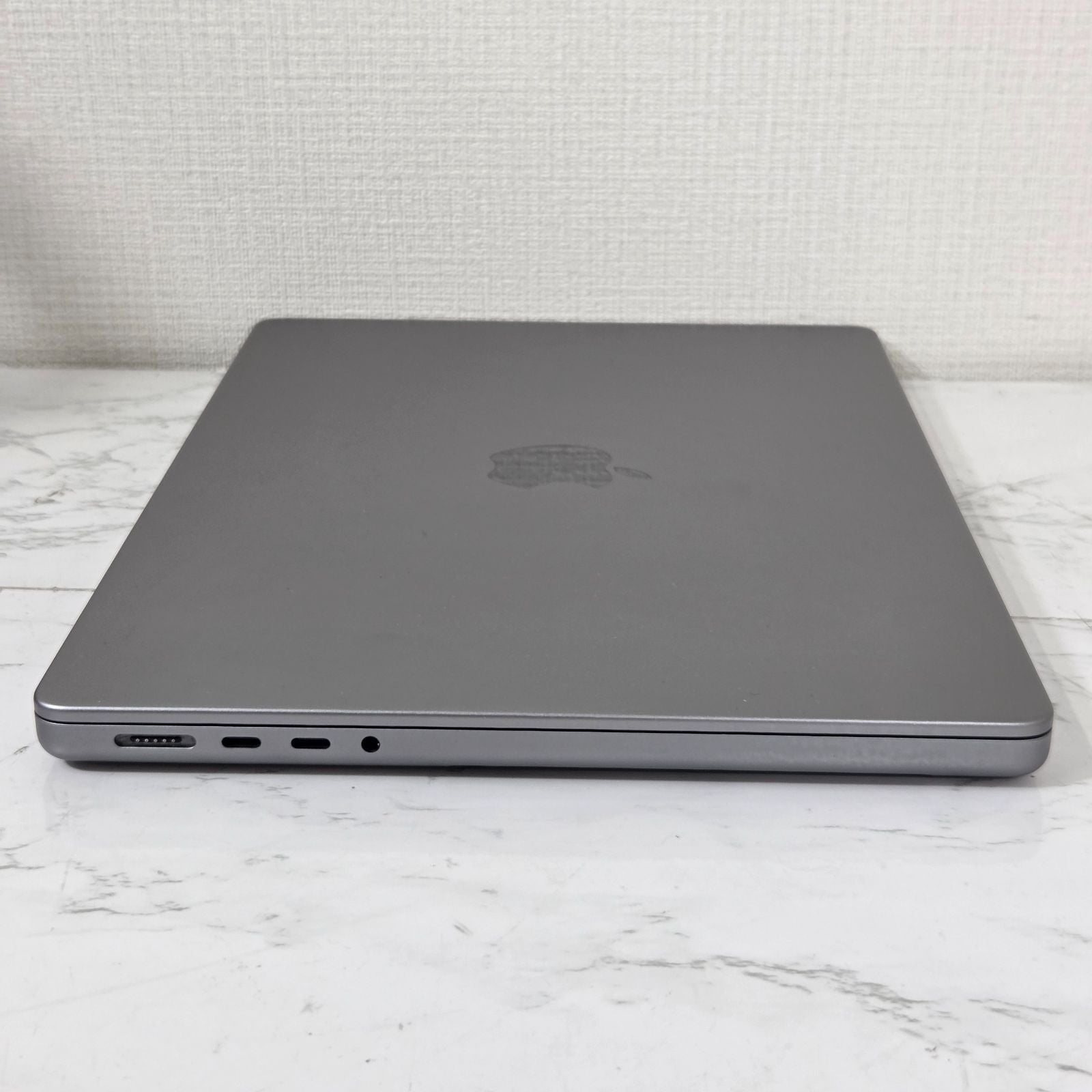 【良品】【１週間保証】MacBook Pro 14インチ 2021 / Apple M1 Max / 32GB / SSD 512GB