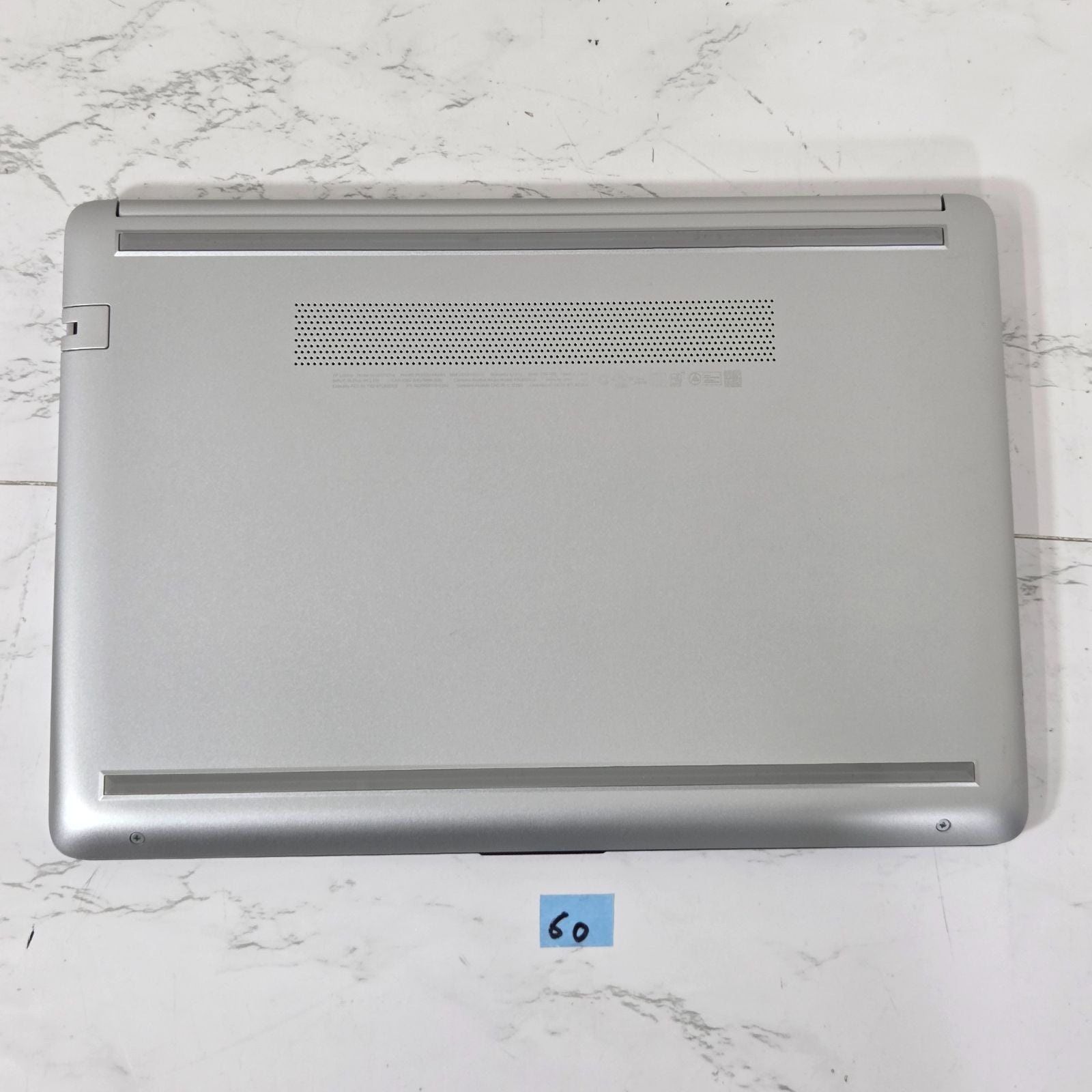 【美品】【1週間保証】HP Laptop 14-dk / AMD Ryzen 3 3200U / メモリ8GB / SSD256GB / Radeon Vega Graphics / 14インチFHD