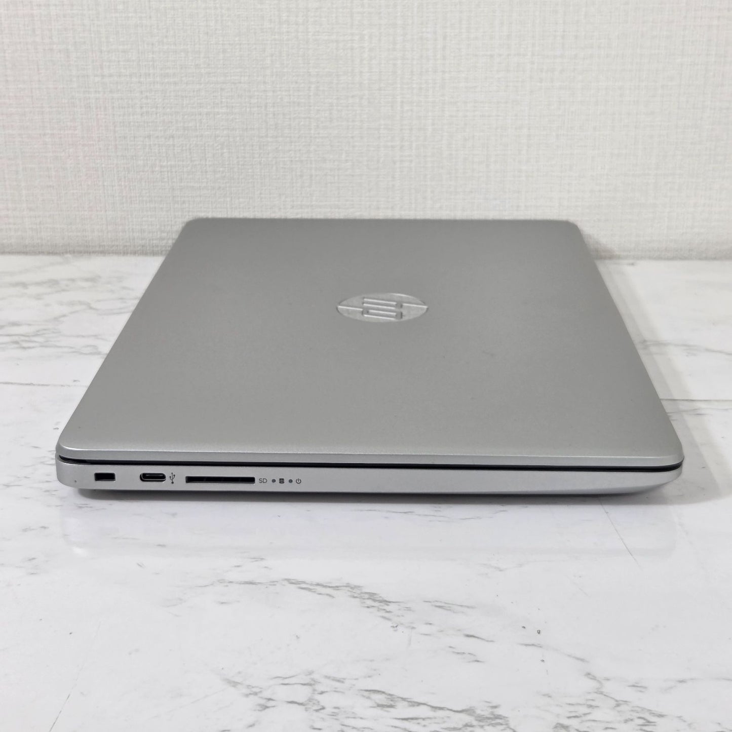 【美品】【1週間保証】HP Laptop 14-dk / AMD Ryzen 3 3200U / メモリ8GB / SSD256GB / Radeon Vega Graphics / 14インチFHD