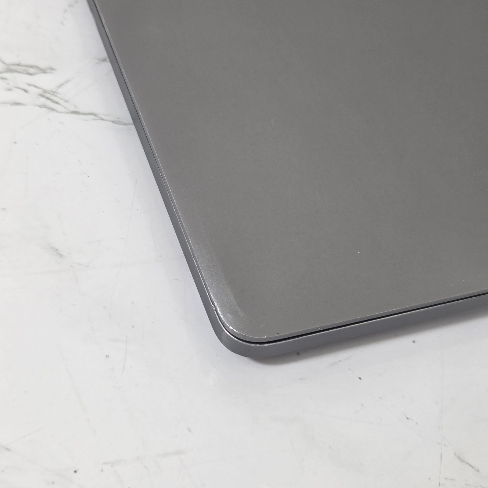 【傷あり】【1週間保証】MacBook Pro 16-inch 2019 / Core i9（2019） / 32GB / 1TB / Radeon Pro 5500M / 充放電回数：809