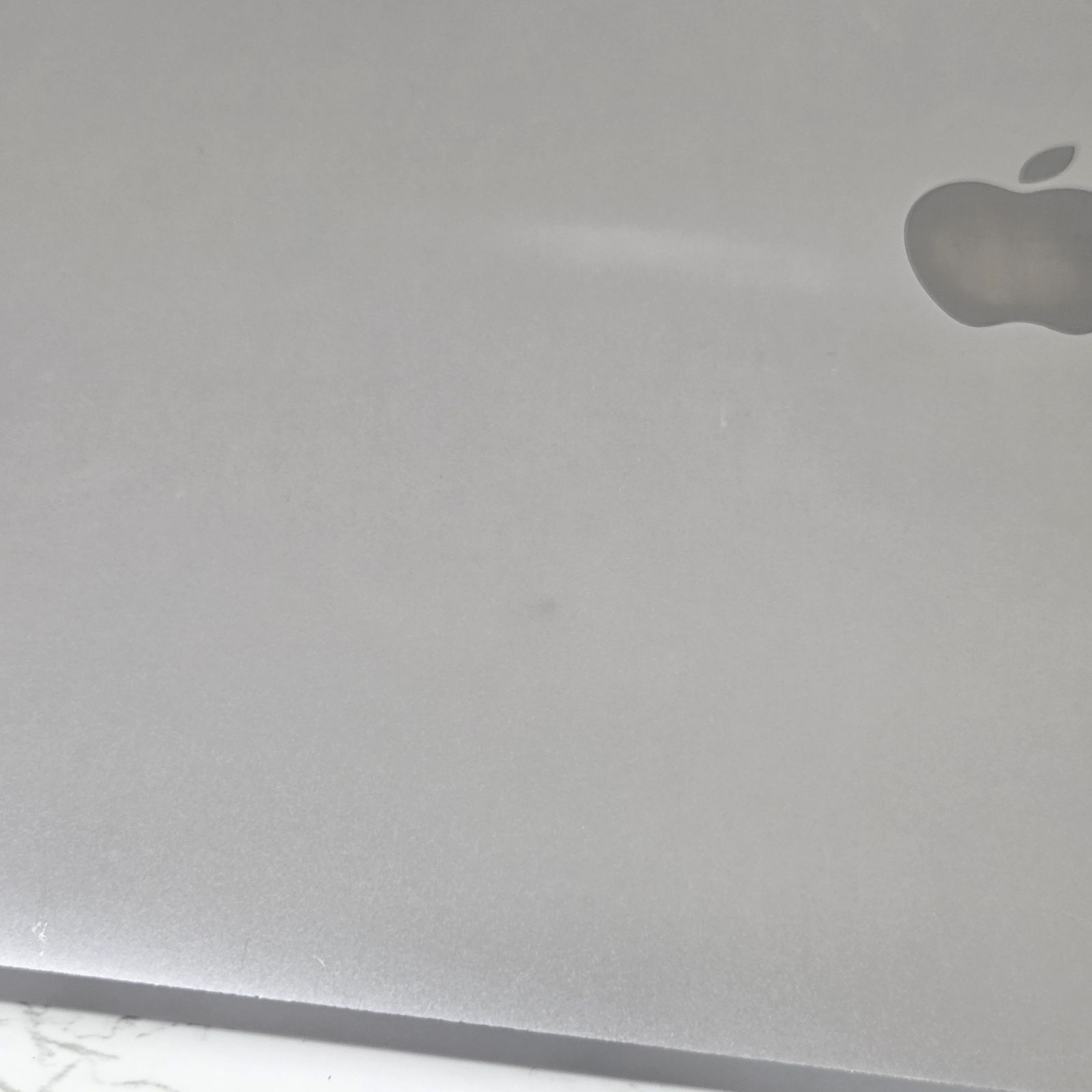 【傷あり】【1週間保証】MacBook Pro 16-inch 2019 / Core i9（2019） / 32GB / 1TB / Radeon Pro 5500M / 充放電回数：809