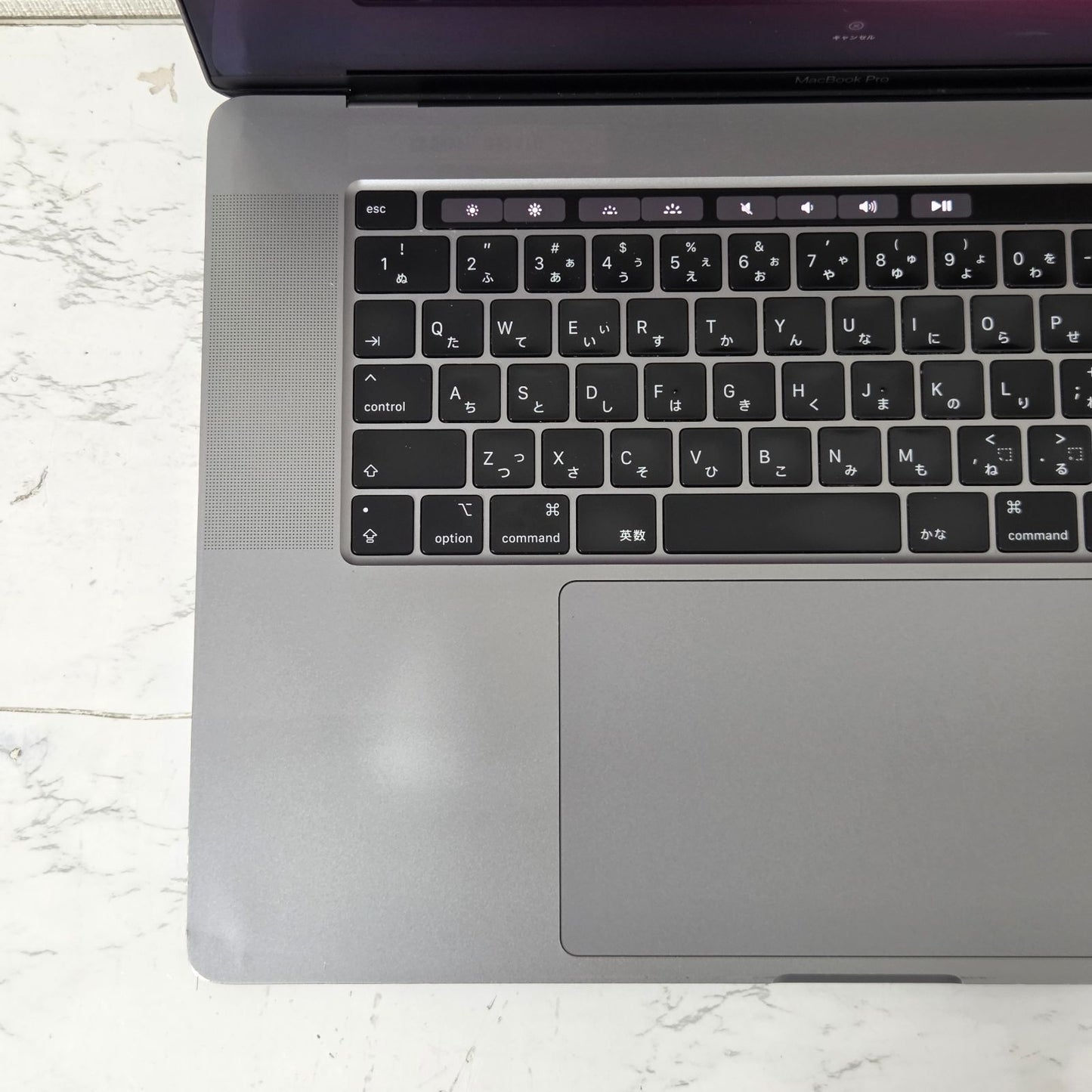 【傷あり】【1週間保証】MacBook Pro 16-inch 2019 / Core i9（2019） / 32GB / 1TB / Radeon Pro 5500M / 充放電回数：809