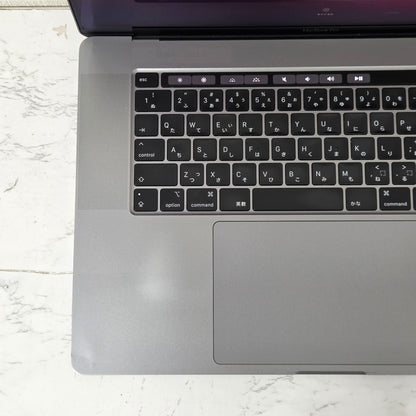 【傷あり】【1週間保証】MacBook Pro 16-inch 2019 / Core i9（2019） / 32GB / 1TB / Radeon Pro 5500M / 充放電回数：809