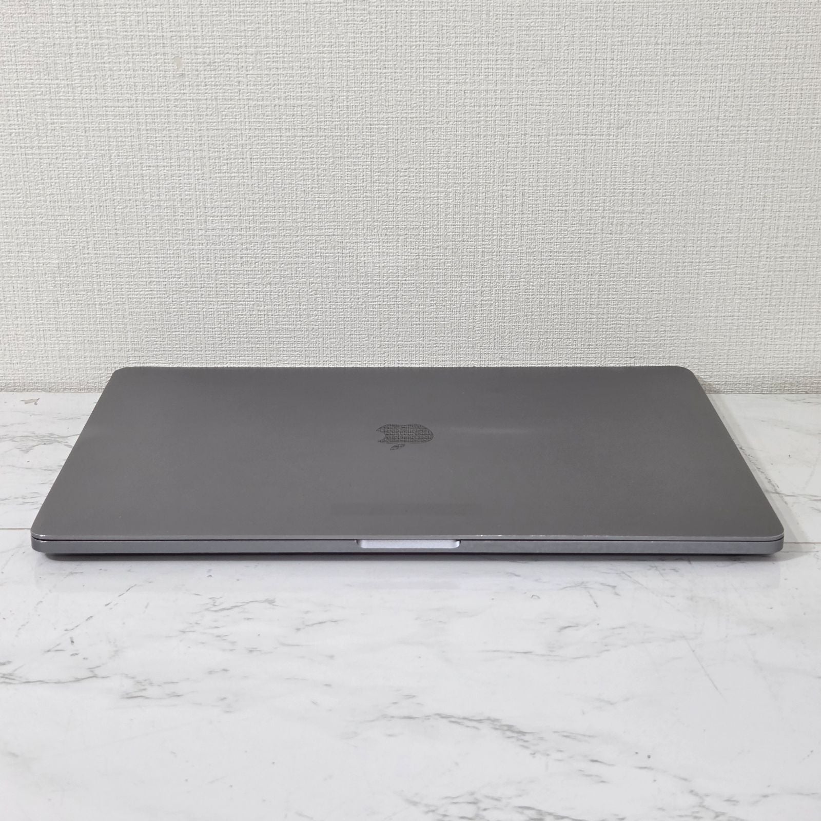 【傷あり】【1週間保証】MacBook Pro 16-inch 2019 / Core i9（2019） / 32GB / 1TB / Radeon Pro 5500M / 充放電回数：809
