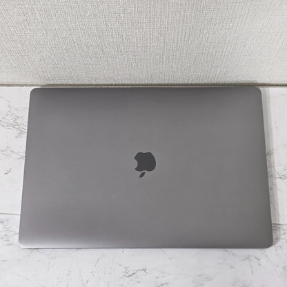 【ジャンク】MacBook Pro 15-inch 2017 / Core i7 / 16GB / SSD512GB / Radeon Pro 560 / 充放電回数：1031