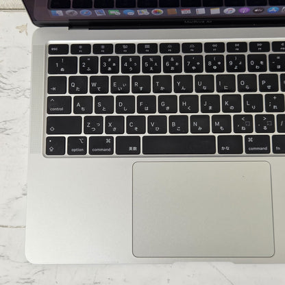 【美品】【1週間保証】MacBook Air 13-inch 2020 / Core i3 / 8GB / SSD256GB / 充放電回数：217