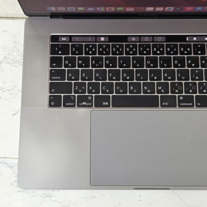 【良品】【1週間保証】MacBook Pro 15-inch 2018 / Core i9（2018） / 32GB / SSD500GB / Radeon Pro 560X 4GB / 充放電303回