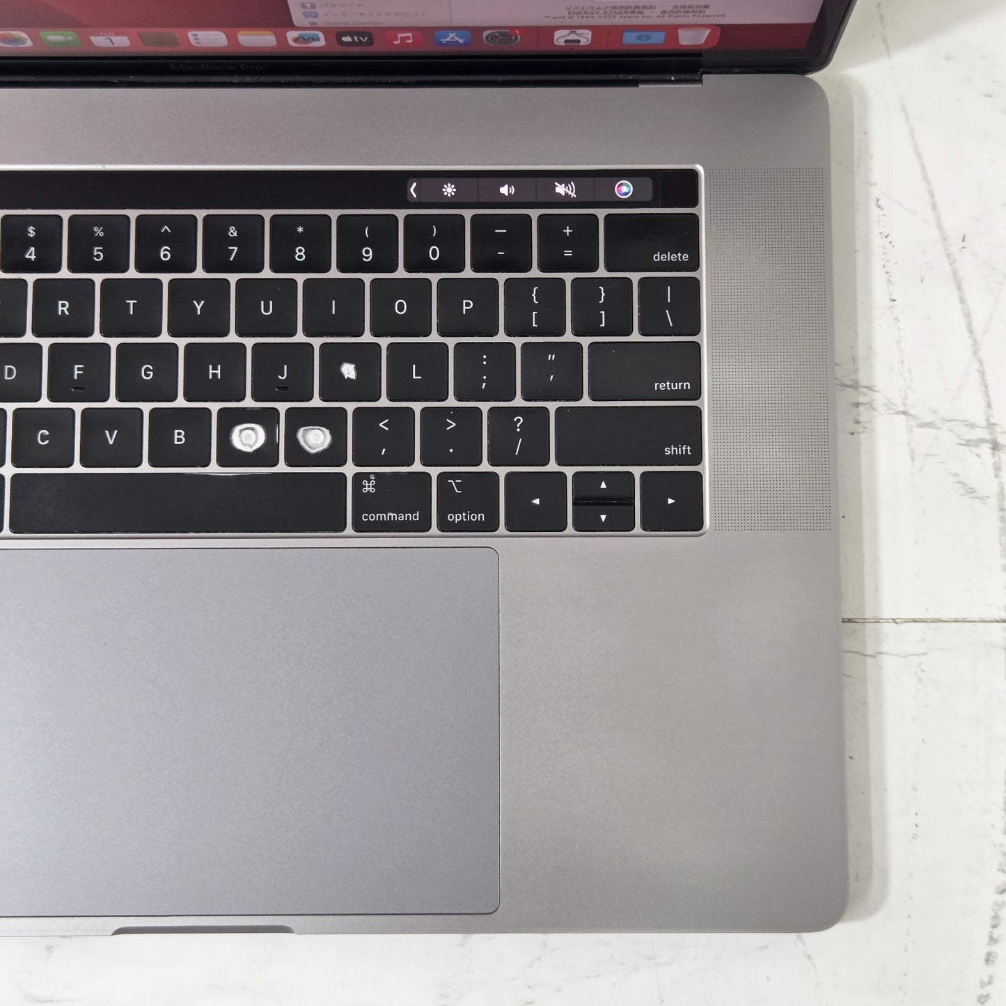 【1週間保証】MacBook Pro 15-inch 2018 / Core i9（2018） / 32GB / SSD1TB / Radeon Pro 560X 4GB / 充放電406回