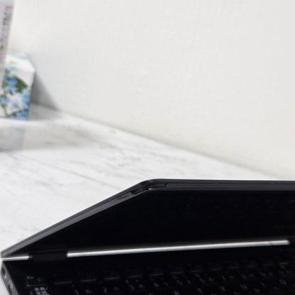 【良品】【1週間保証】Fujitsu / i7-1185G7 / 16GB / 256GB / 13.3インチ / Win11