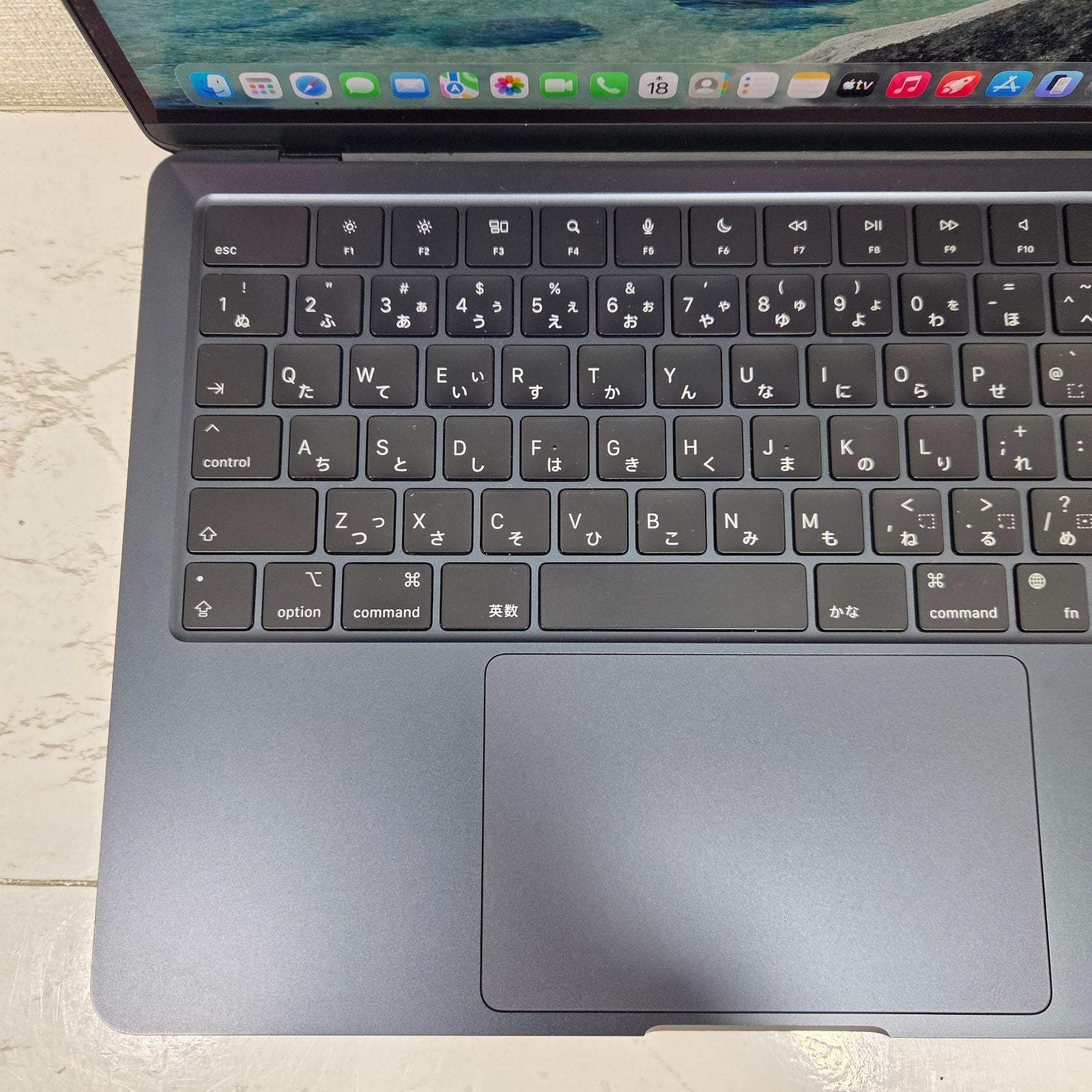 【傷あり】【1週間保証】MacBook Air 14インチ / 2022 / M2 / 16GB / 512GB