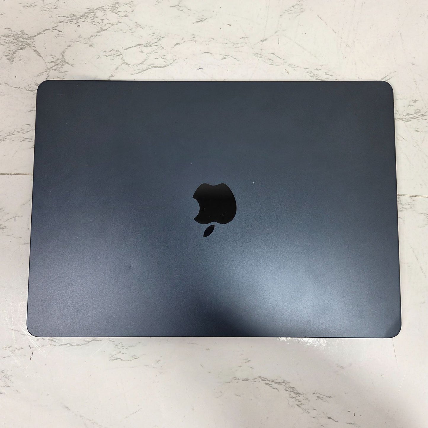 【傷あり】【1週間保証】MacBook Air 14インチ / 2022 / M2 / 16GB / 512GB