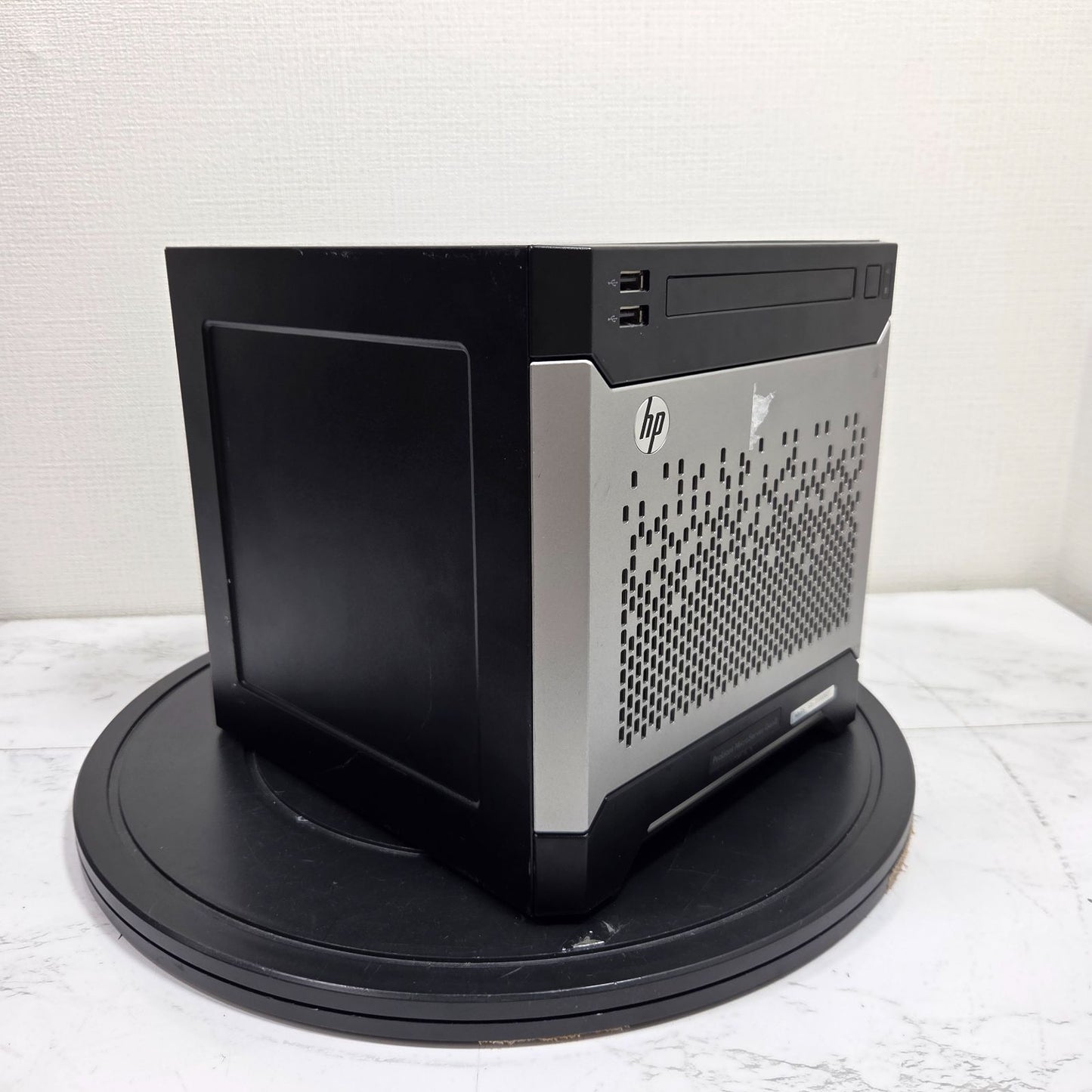 HP ProLiant MicroServer Gen8 / Xeon E3-1265L v2 2.50GHz / メモリ16GB