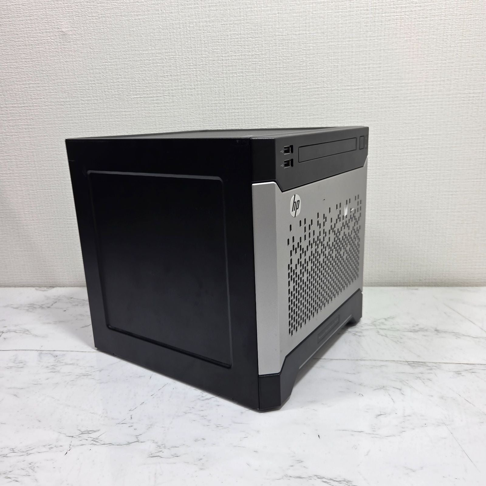 HP ProLiant MicroServer Gen8 / Xeon E3-1265L v2 2.50GHz / メモリ16GB