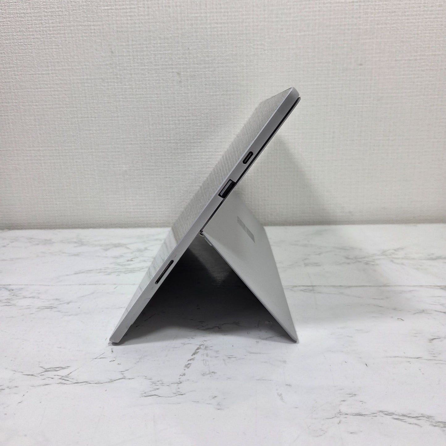 【良品】【1週間保証】Surface Pro 7+ / Core i5 1135G7 / 8GB / 256GB / Win11 028854