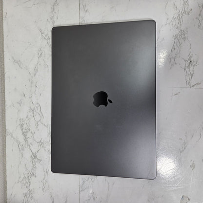 【液晶に線】【1週間保証】MacBook Pro 16インチ 2023 / M3 Pro / 36GB / 1TB