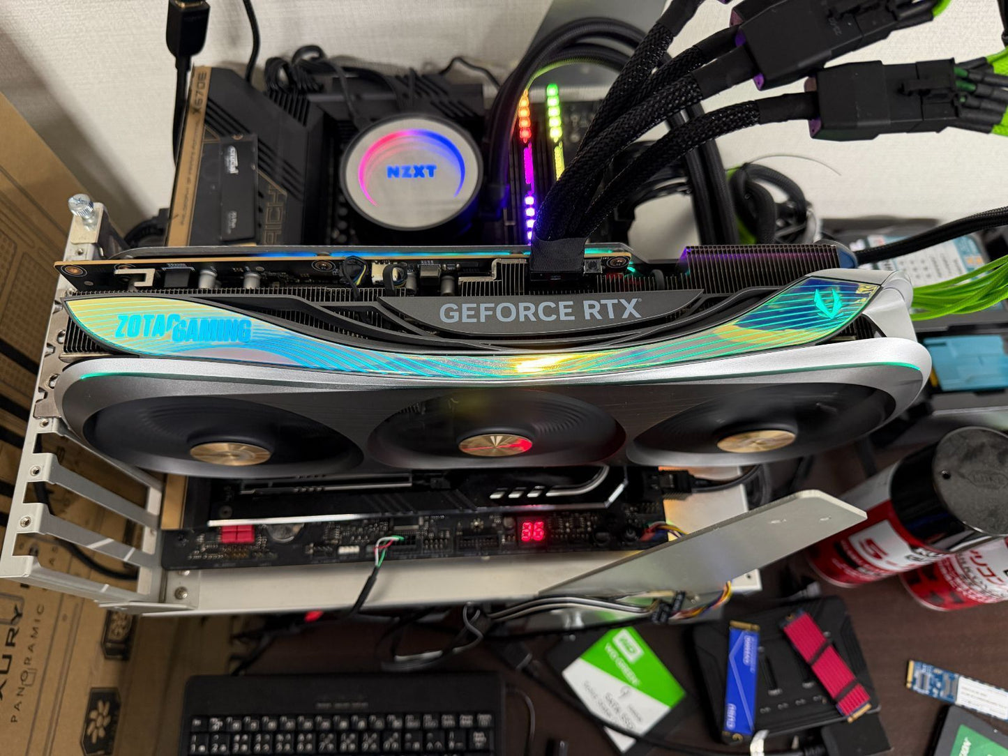 ZOTAC GAMING GeForce RTX 4090 AMP Extreme AIRO
