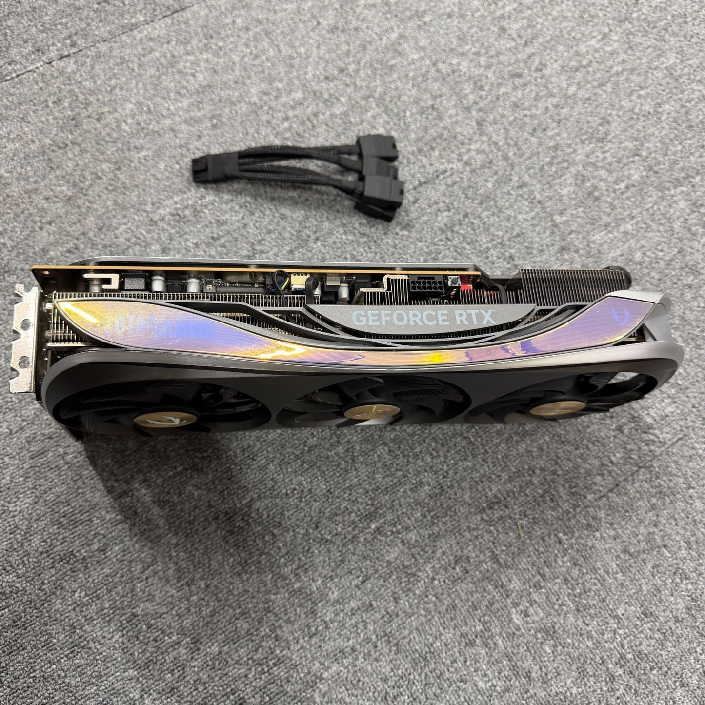 ZOTAC GAMING GeForce RTX 4090 AMP Extreme AIRO