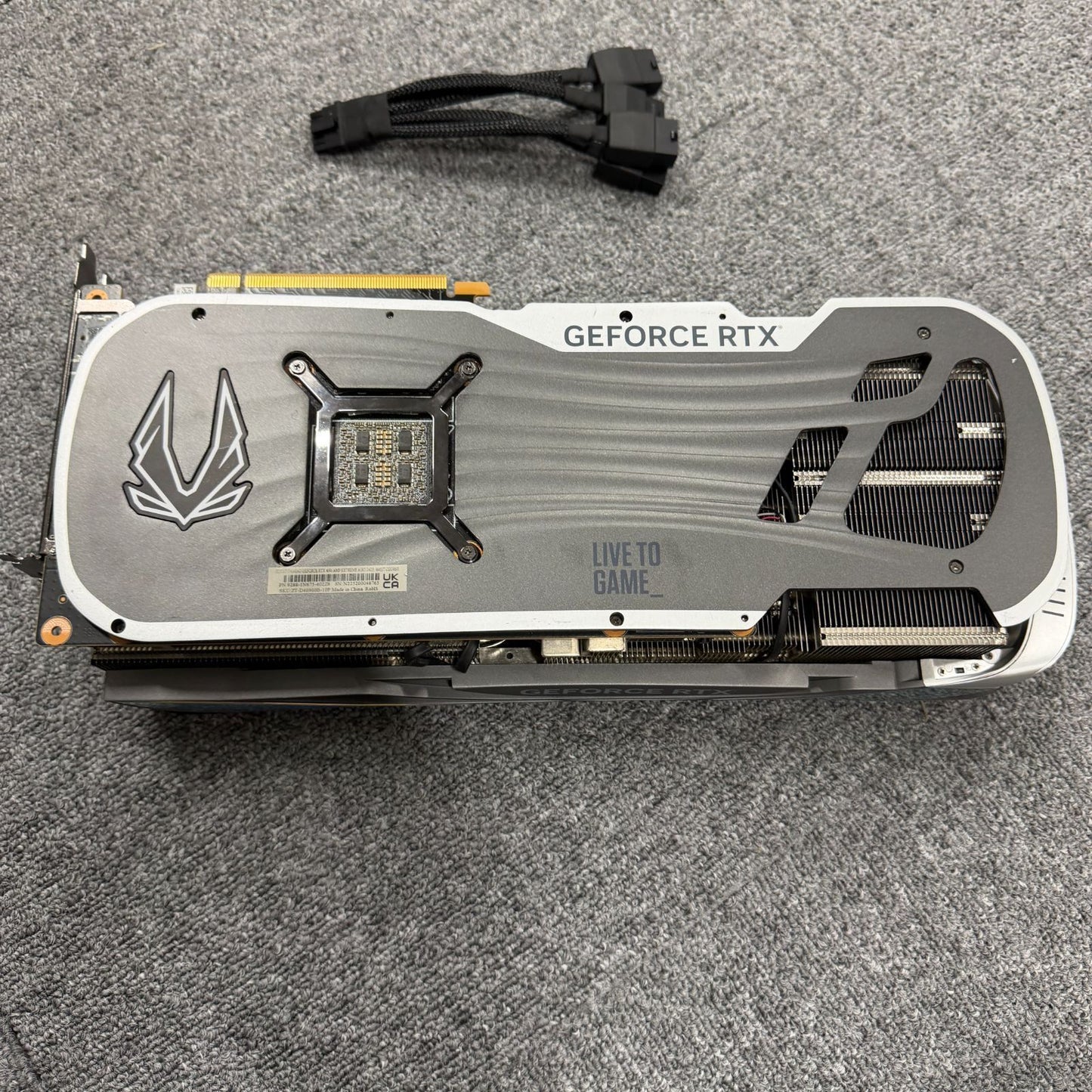 ZOTAC GAMING GeForce RTX 4090 AMP Extreme AIRO