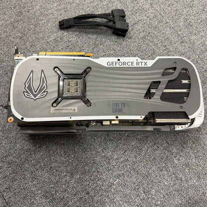ZOTAC GAMING GeForce RTX 4090 AMP Extreme AIRO