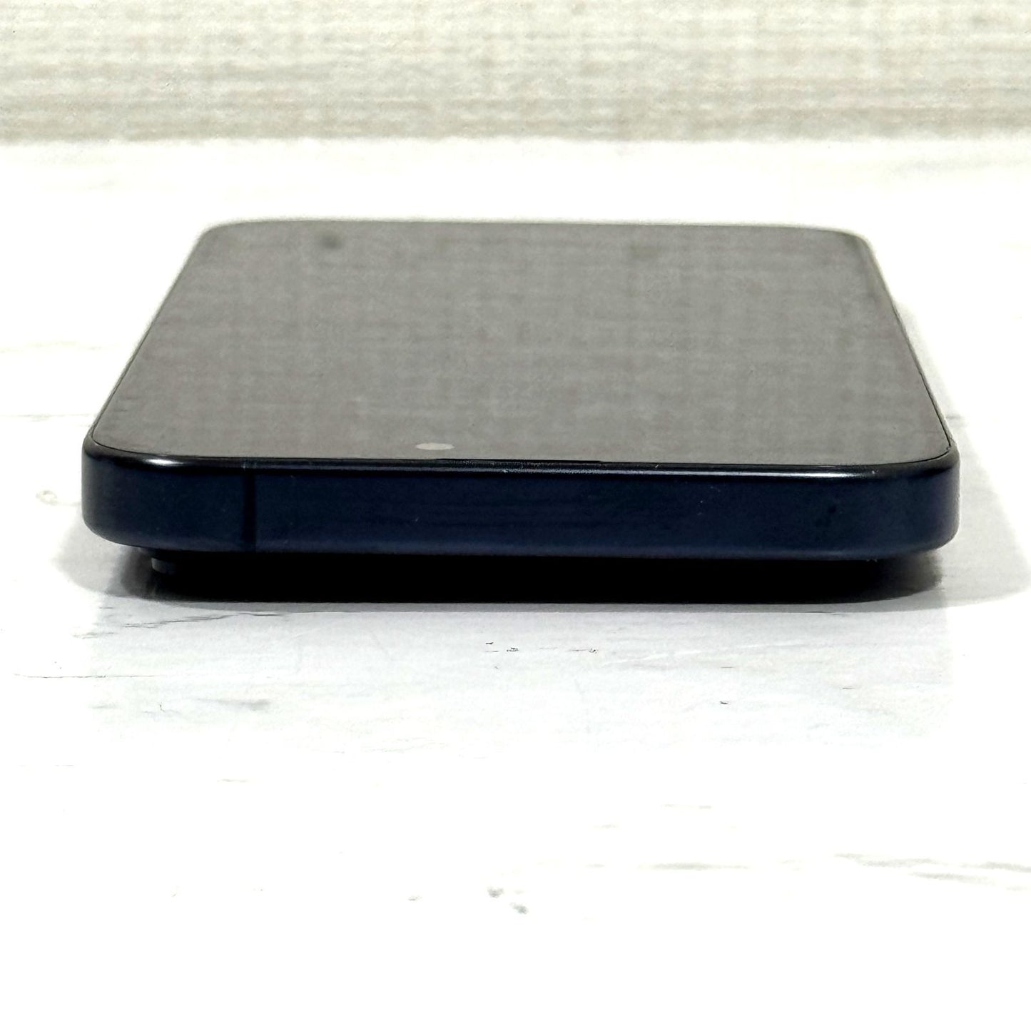 【傷あり】【1週間保証】iPhone 15 Pro Max 512GB SIMフリー（SIMロックなし） 最大容量89% 充放電375回 MU6X3J/A