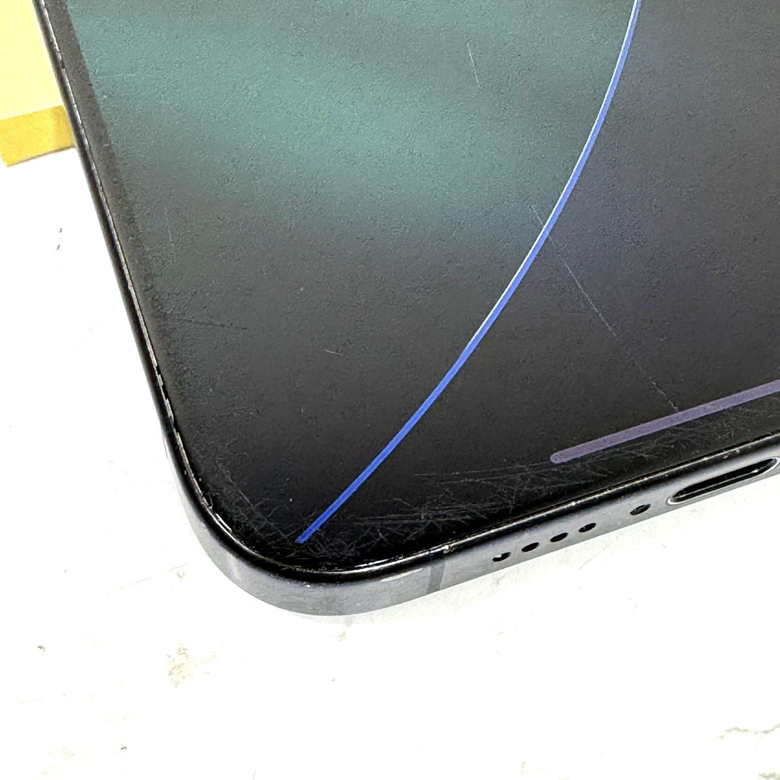 【傷あり】【1週間保証】iPhone 15 Pro Max 512GB SIMフリー（SIMロックなし） 最大容量89% 充放電375回 MU6X3J/A