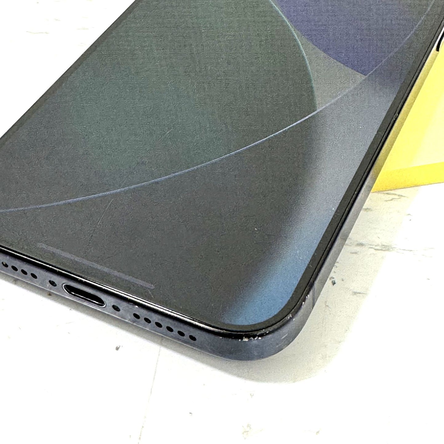 【傷あり】【1週間保証】iPhone 15 Pro Max 512GB SIMフリー（SIMロックなし） 最大容量89% 充放電375回 MU6X3J/A