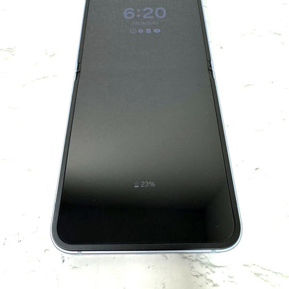 1【良品】【1週間保証】Samsung Galaxy Z Flip6 256GB ブルー SCG29