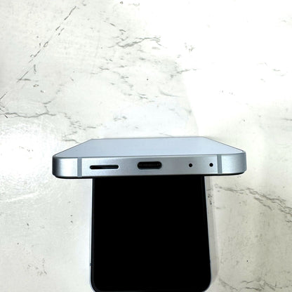 1【良品】【1週間保証】Samsung Galaxy Z Flip6 256GB ブルー SCG29