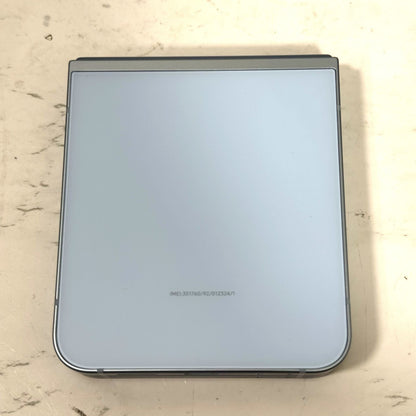 1【良品】【1週間保証】Samsung Galaxy Z Flip6 256GB ブルー SCG29