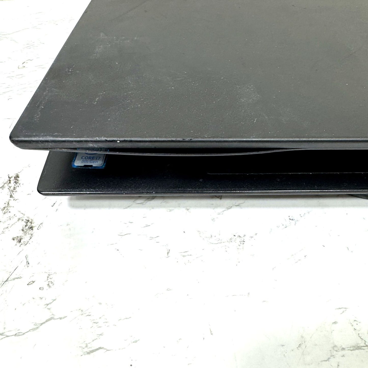 【良品】【1週間保証】Lenovo / Core i7 8550U / 8GB / 128GB / P500 001812
