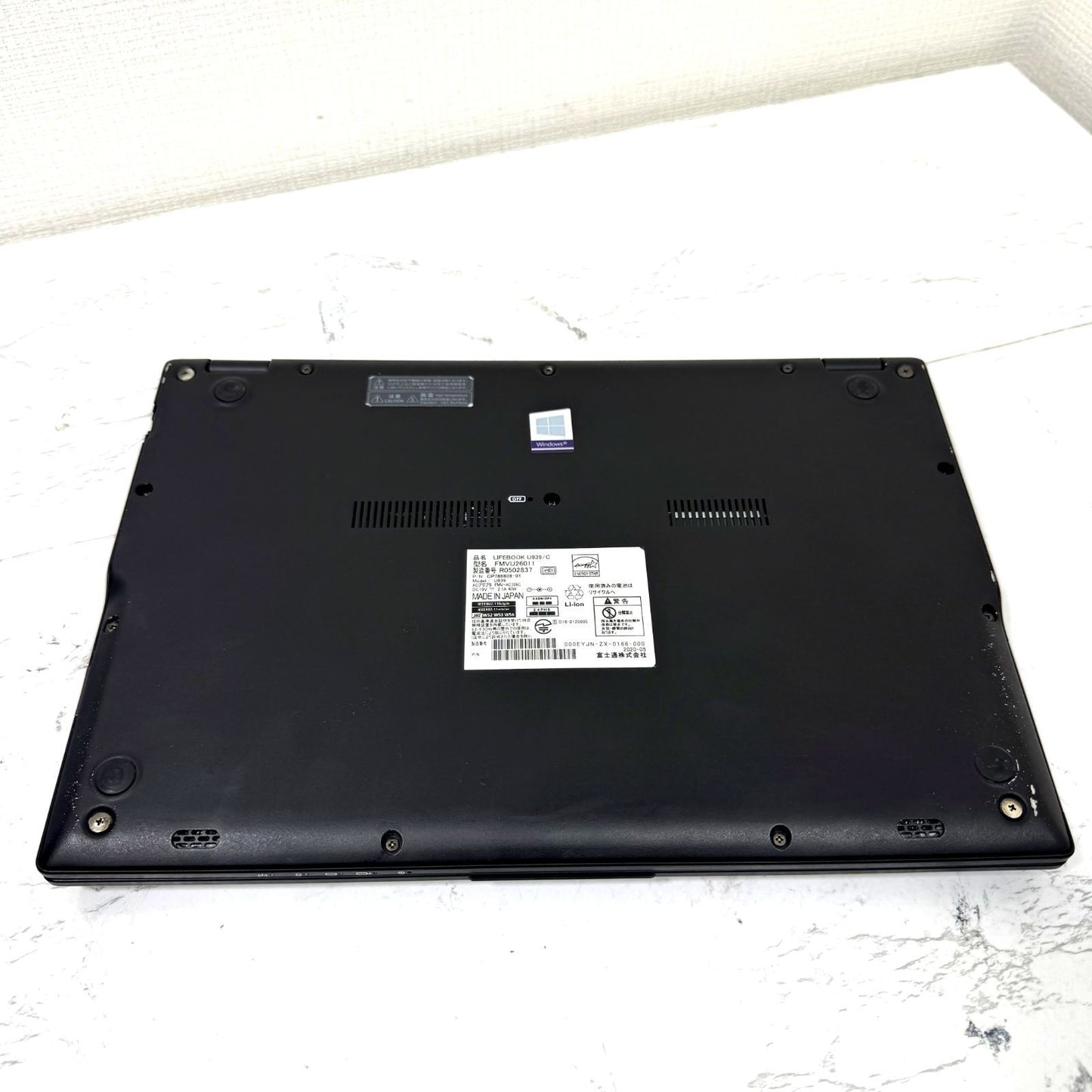 【良品】【1週間保証】Fujitsu LIFEBOOK U939/C / Core i5 8365U / 8GB 001425