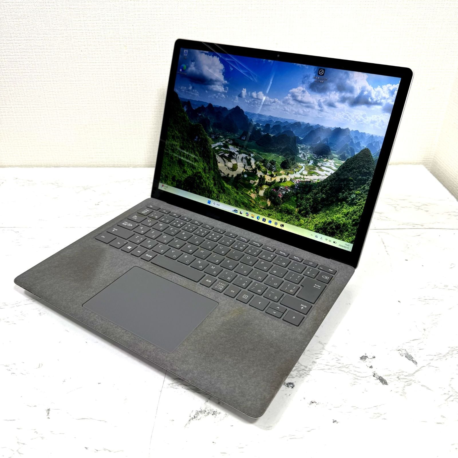 【良品】【1週間保証】Surface Laptop 4 / Core i5 1145G7 / 8GB / 256GB 001212