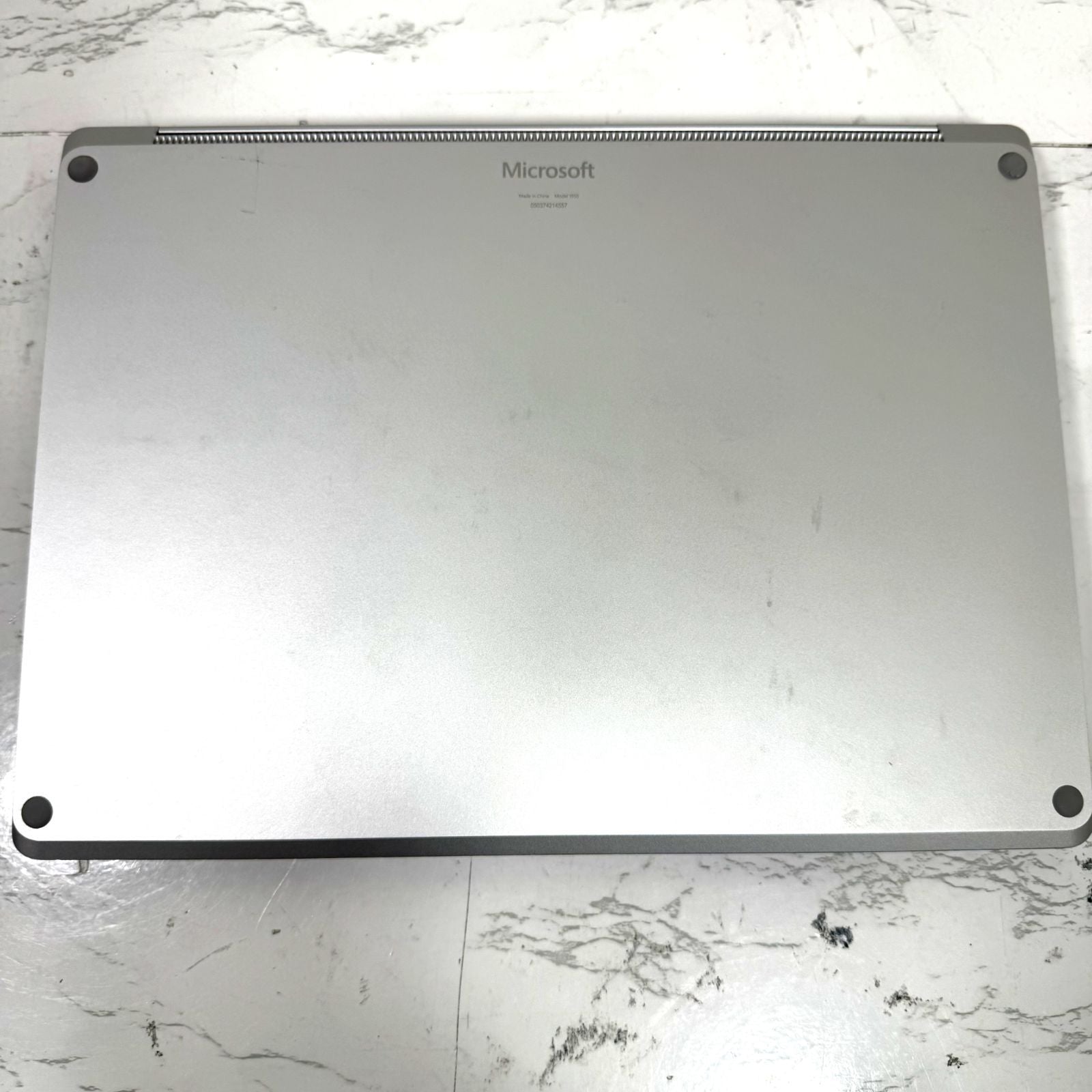 【良品】【1週間保証】Surface Laptop 4 / Core i5 1145G7 / 8GB / 256GB 001212