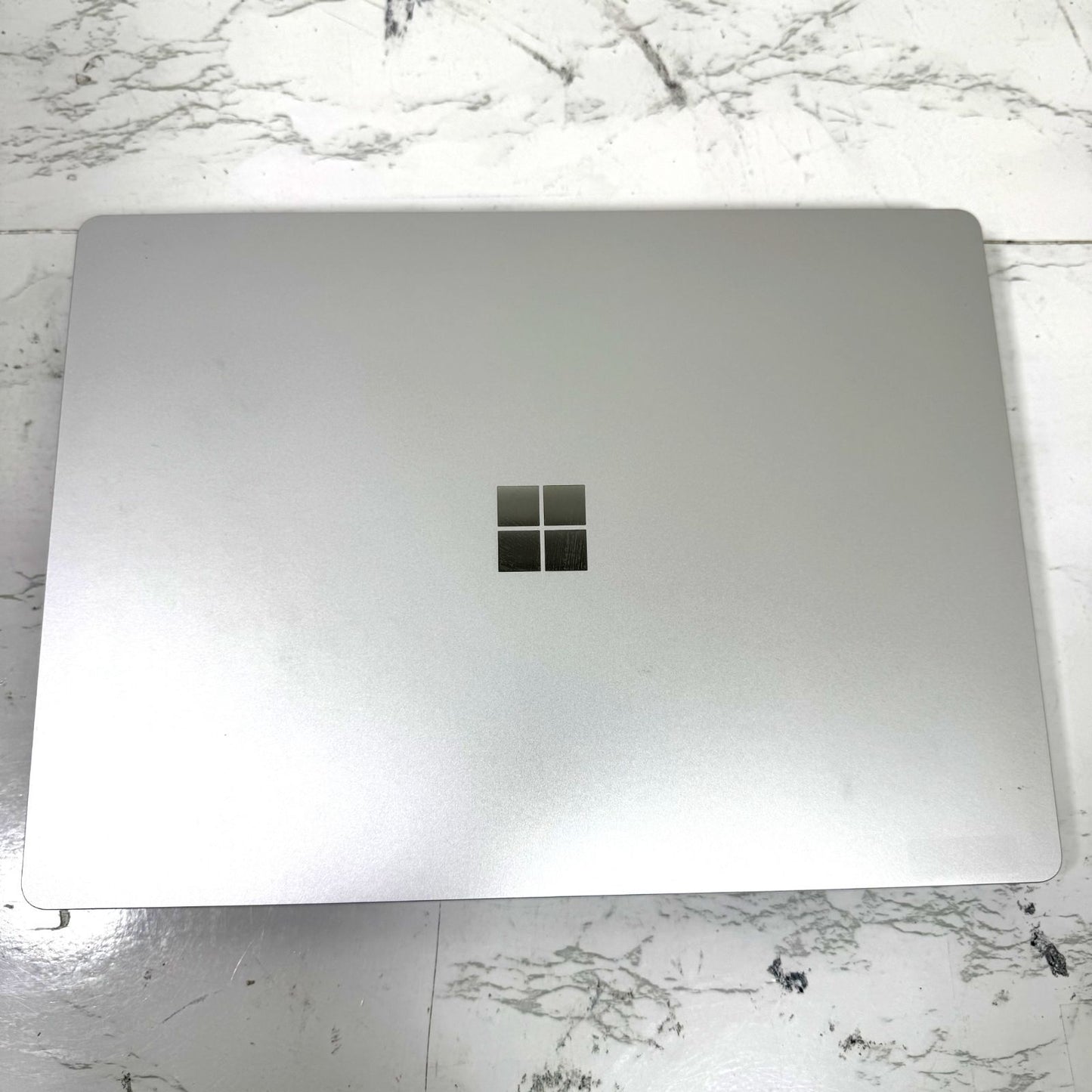 【良品】【1週間保証】Surface Laptop 4 / Core i5 1145G7 / 8GB / 256GB 001212