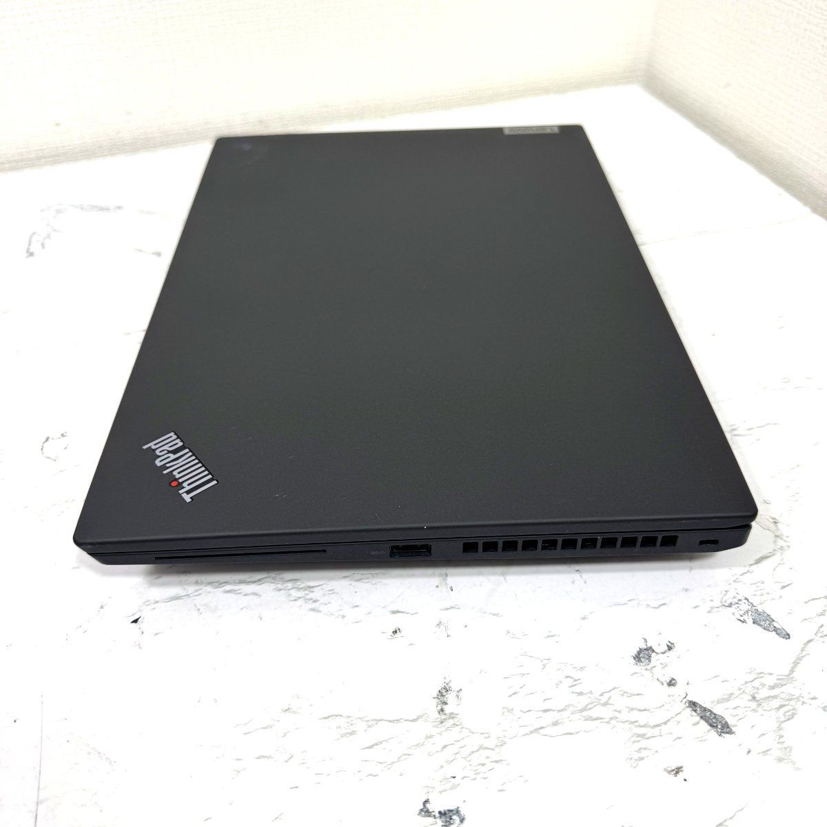 【良品】【1週間保証】Lenovo / Ryzen 5 Pro 6650U / 16GB / 256GB 050364